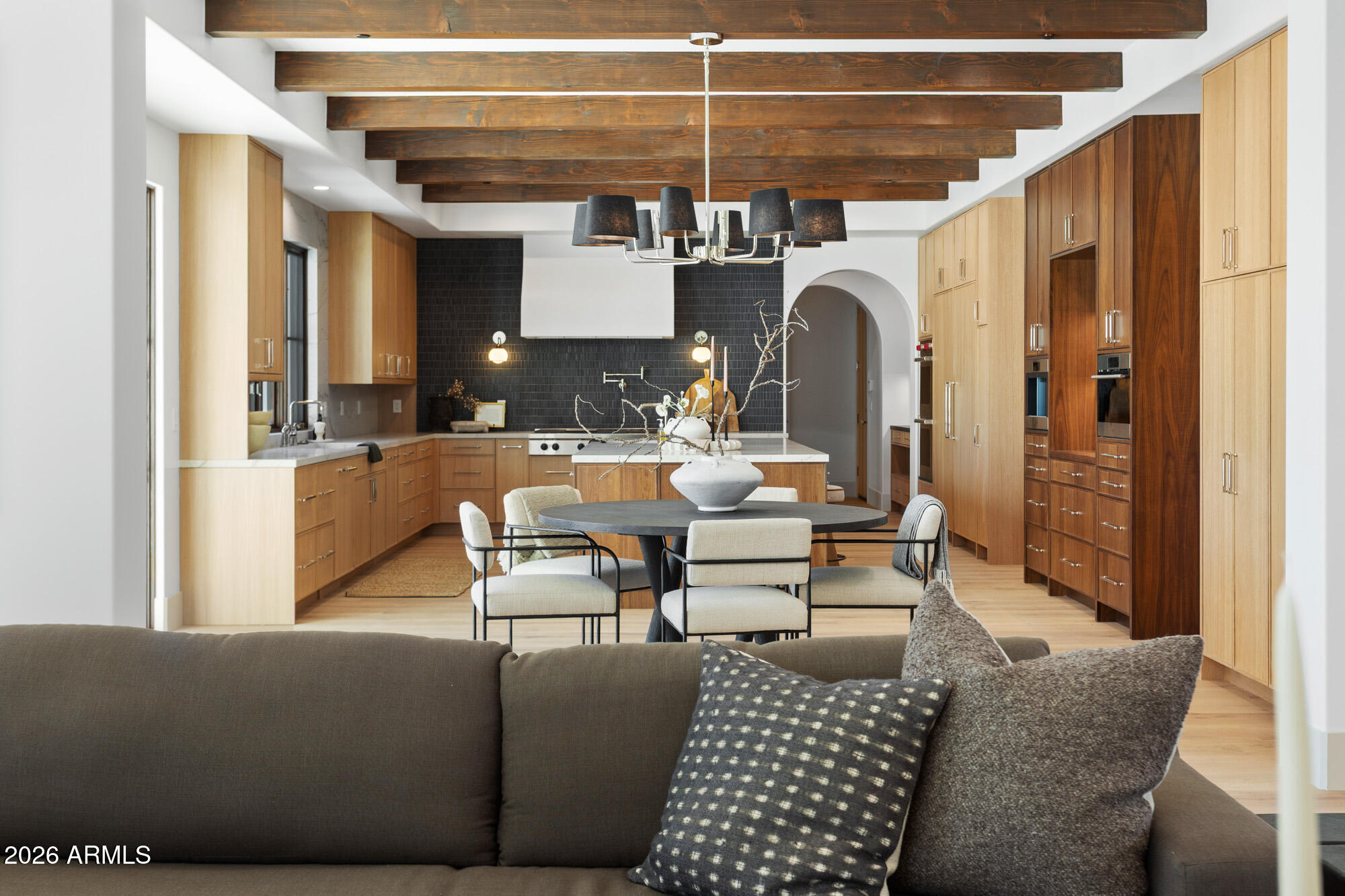 4605 East Rockridge Road Phoenix, AZ 85018 - Photo 22 of 151 4605ERockridge039