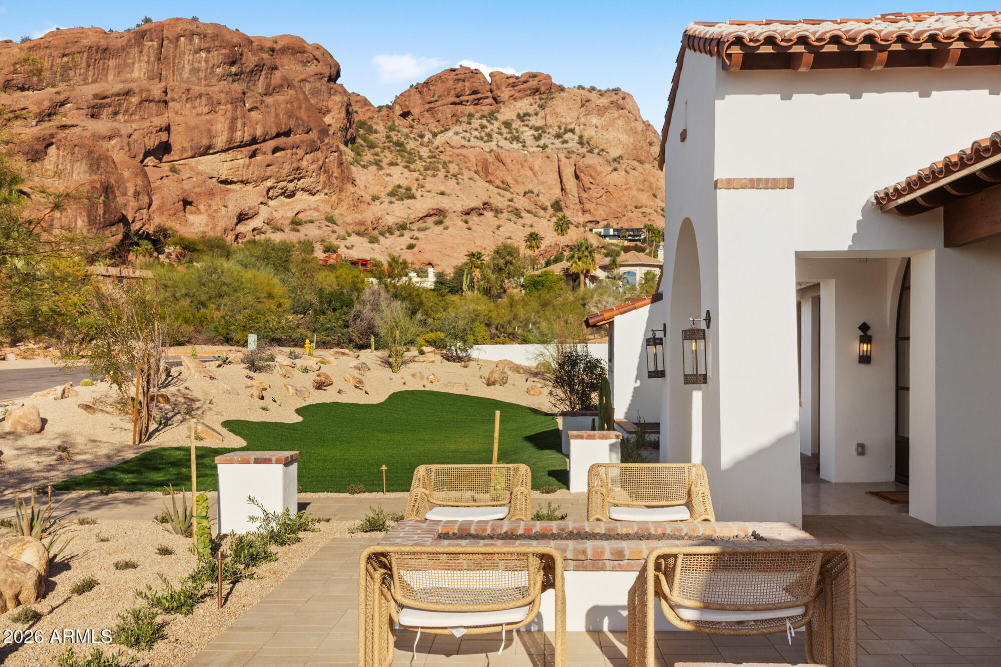 4605 East Rockridge Road Phoenix, AZ 85018 - Photo 4 of 151 4605ERockridge021