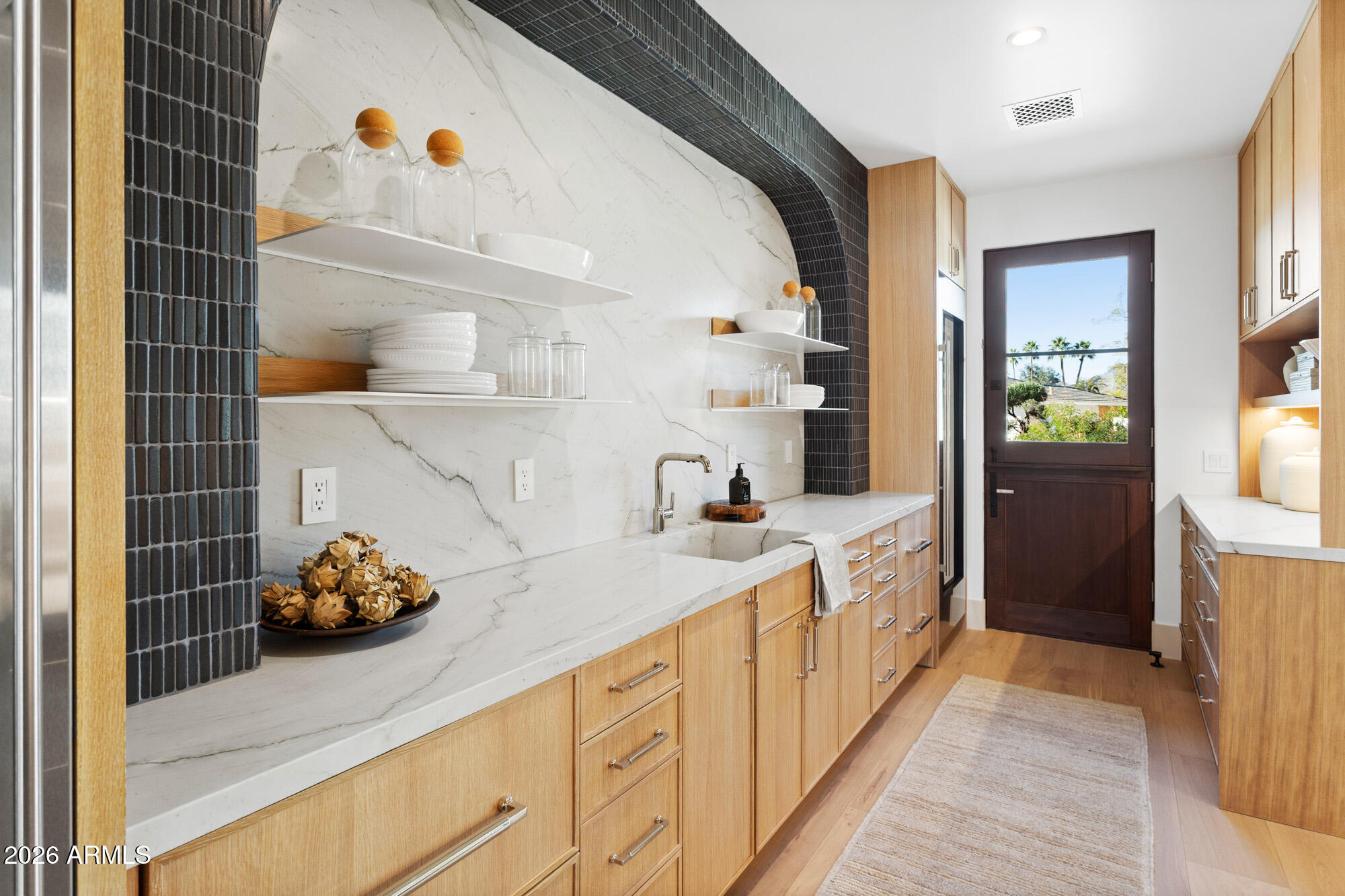 4605 East Rockridge Road Phoenix, AZ 85018 - Photo 41 of 151 4605ERockridge058