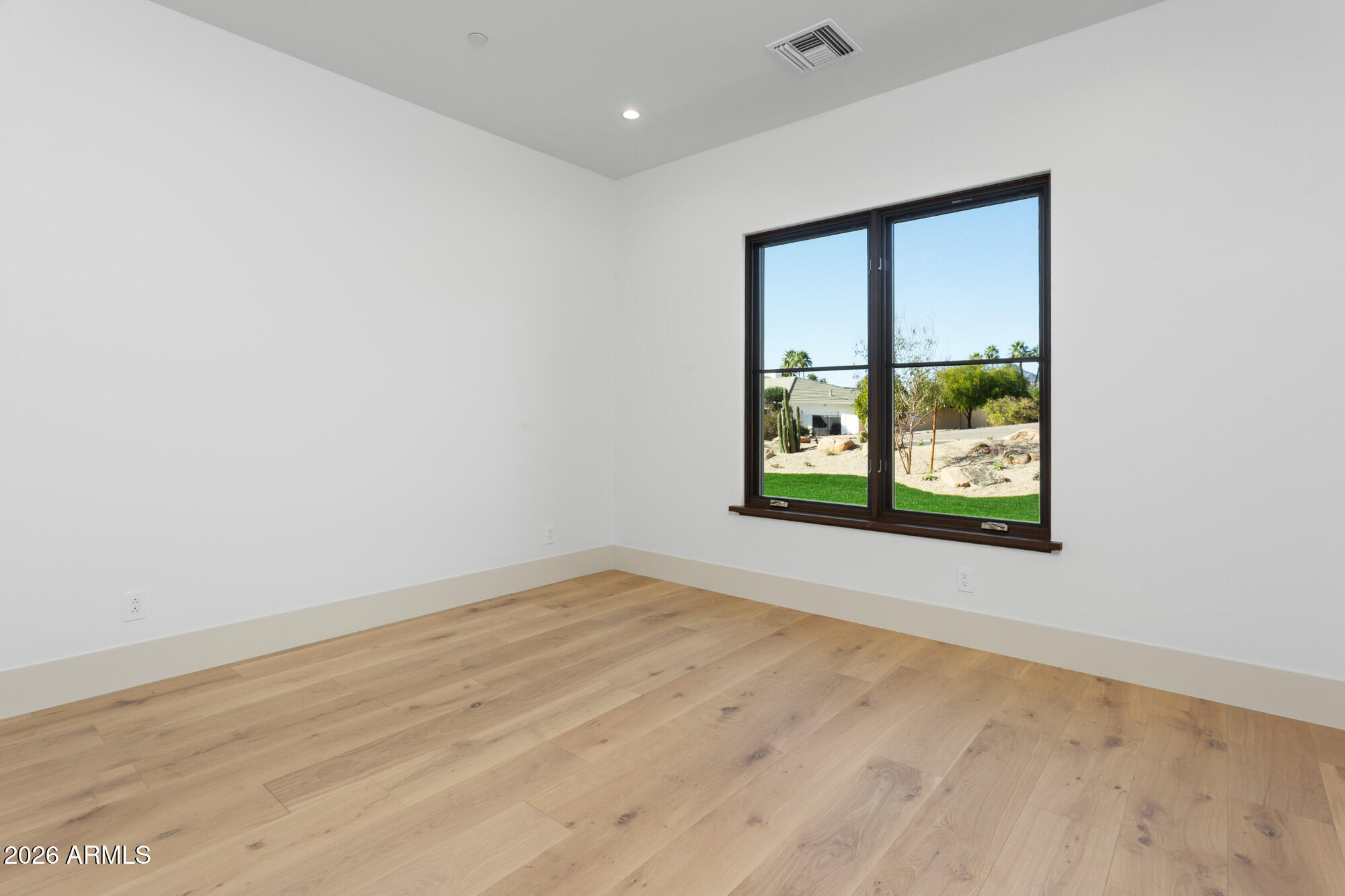 4605 East Rockridge Road Phoenix, AZ 85018 - Photo 50 of 151 4605ERockridge067