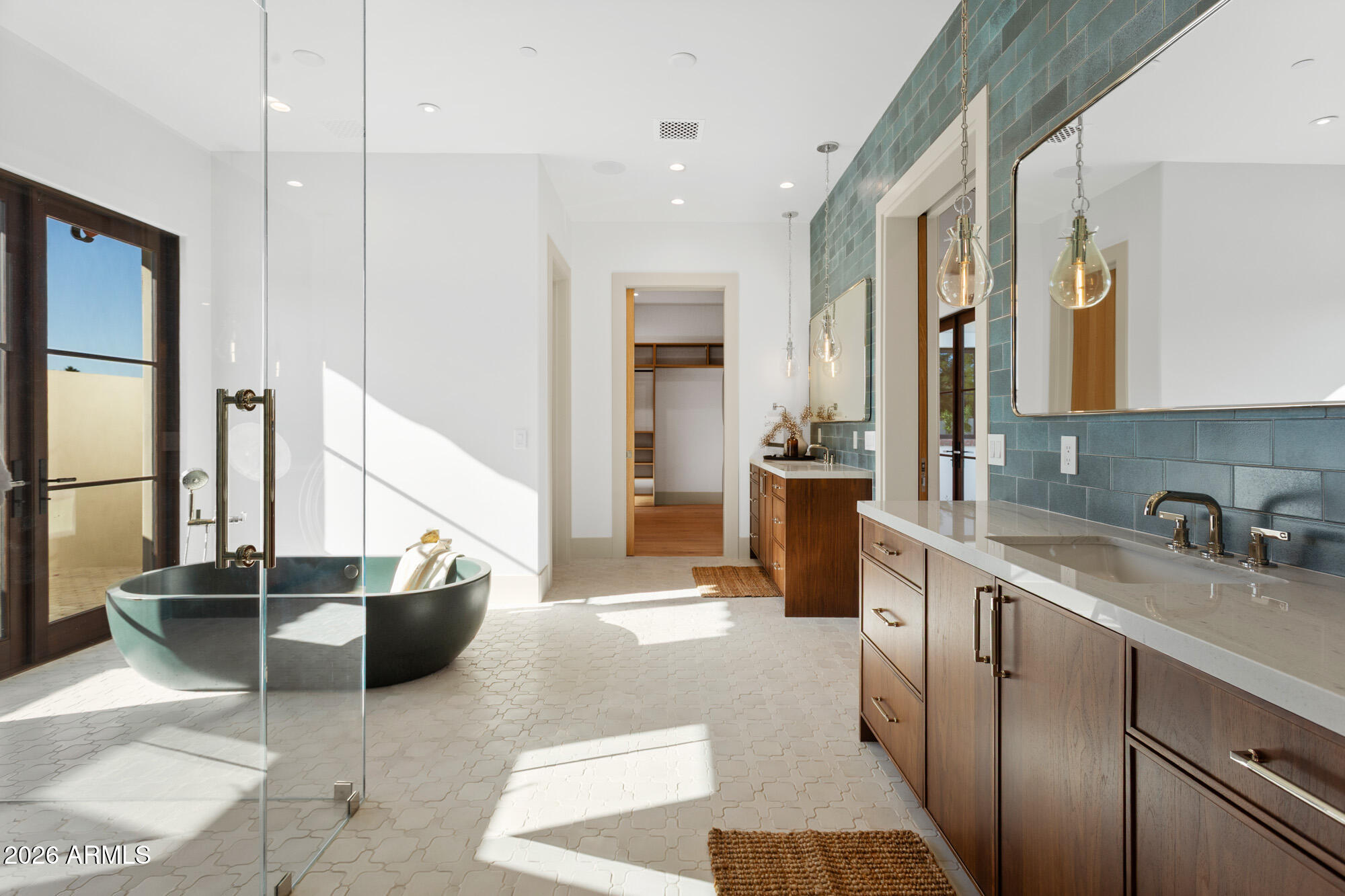 4605 East Rockridge Road Phoenix, AZ 85018 - Photo 77 of 151 4605ERockridge094