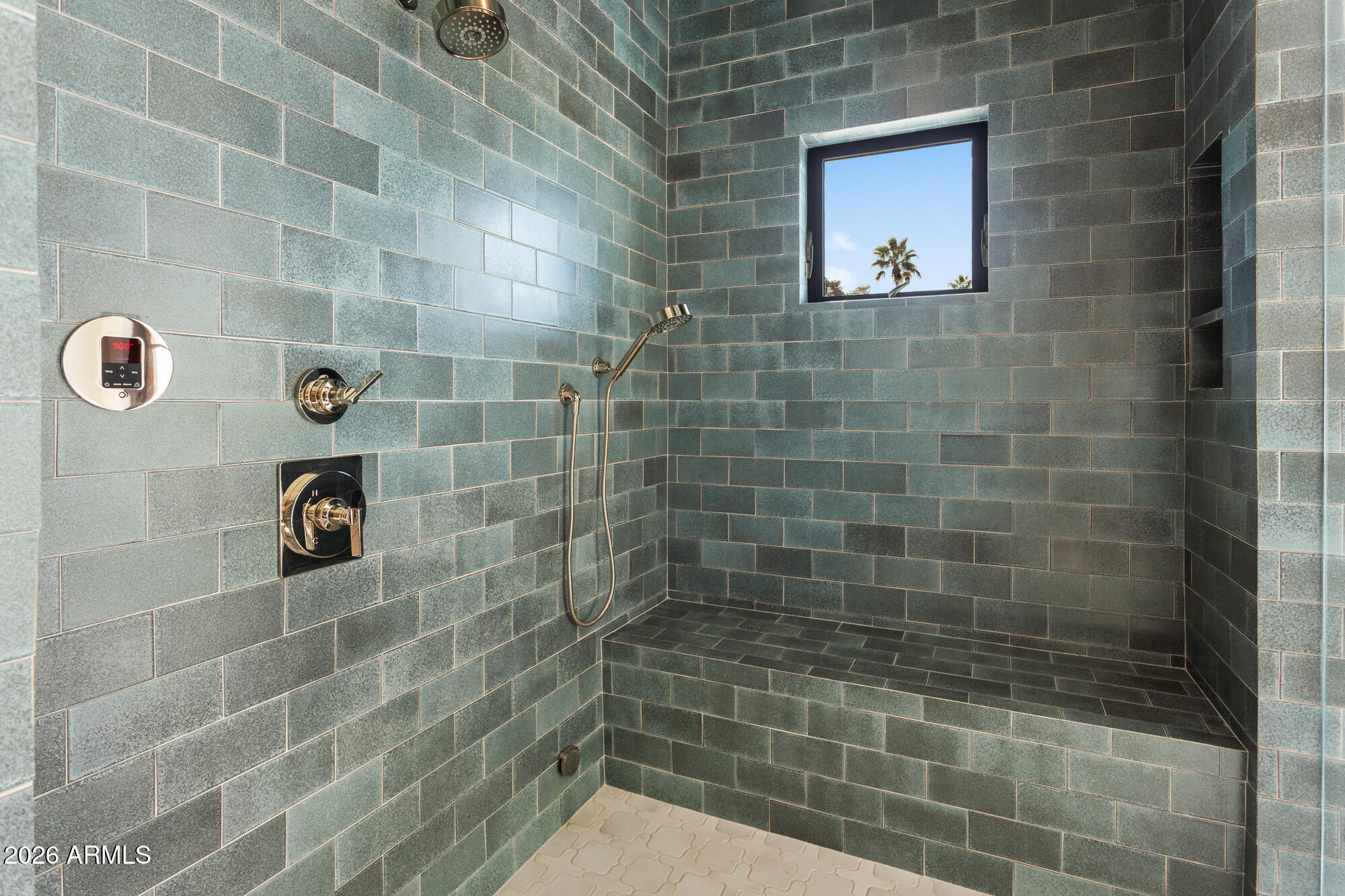 4605 East Rockridge Road Phoenix, AZ 85018 - Photo 80 of 151 4605ERockridge097