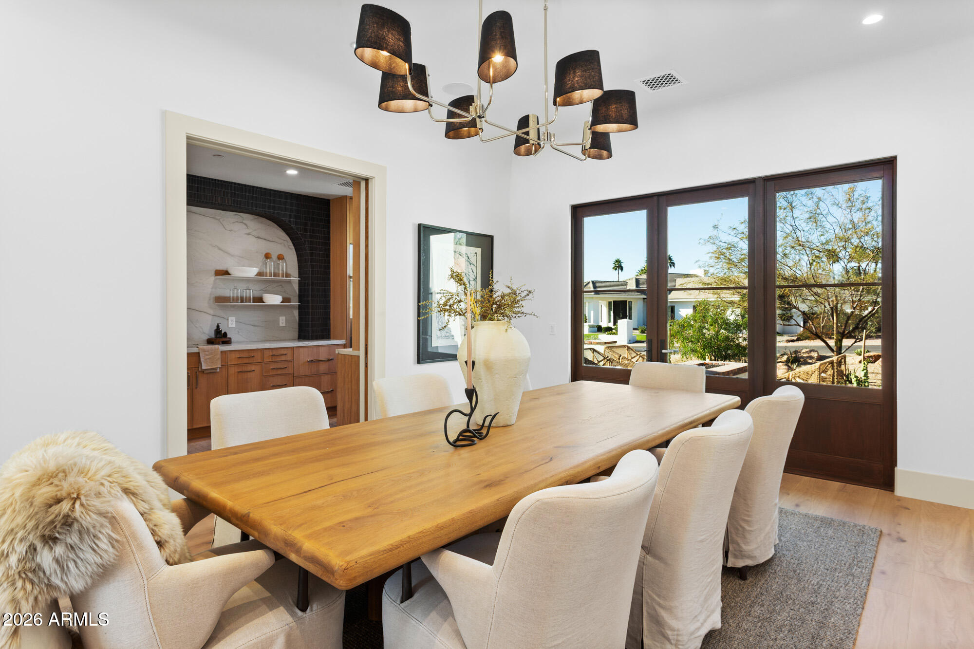 4605 East Rockridge Road Phoenix, AZ 85018 - Photo 10 of 151 4605ERockridge027