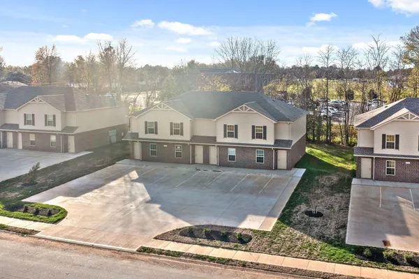 $1,095 | 1019 Glenkirk Drive, Unit A, Clarksville, TN 37042