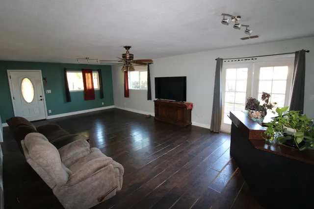 $375,000 | 17125 Zanita Trail, Anderson, CA 96007