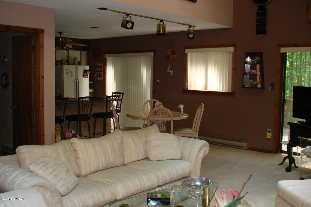 252 Ridgewood Circle Lake Ariel, PA 18436 - Photo 10 of 40