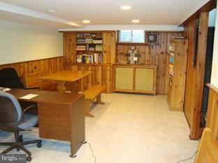 7000 Contee Road Laurel, MD 20707 - Photo 13 of 19 Family Room