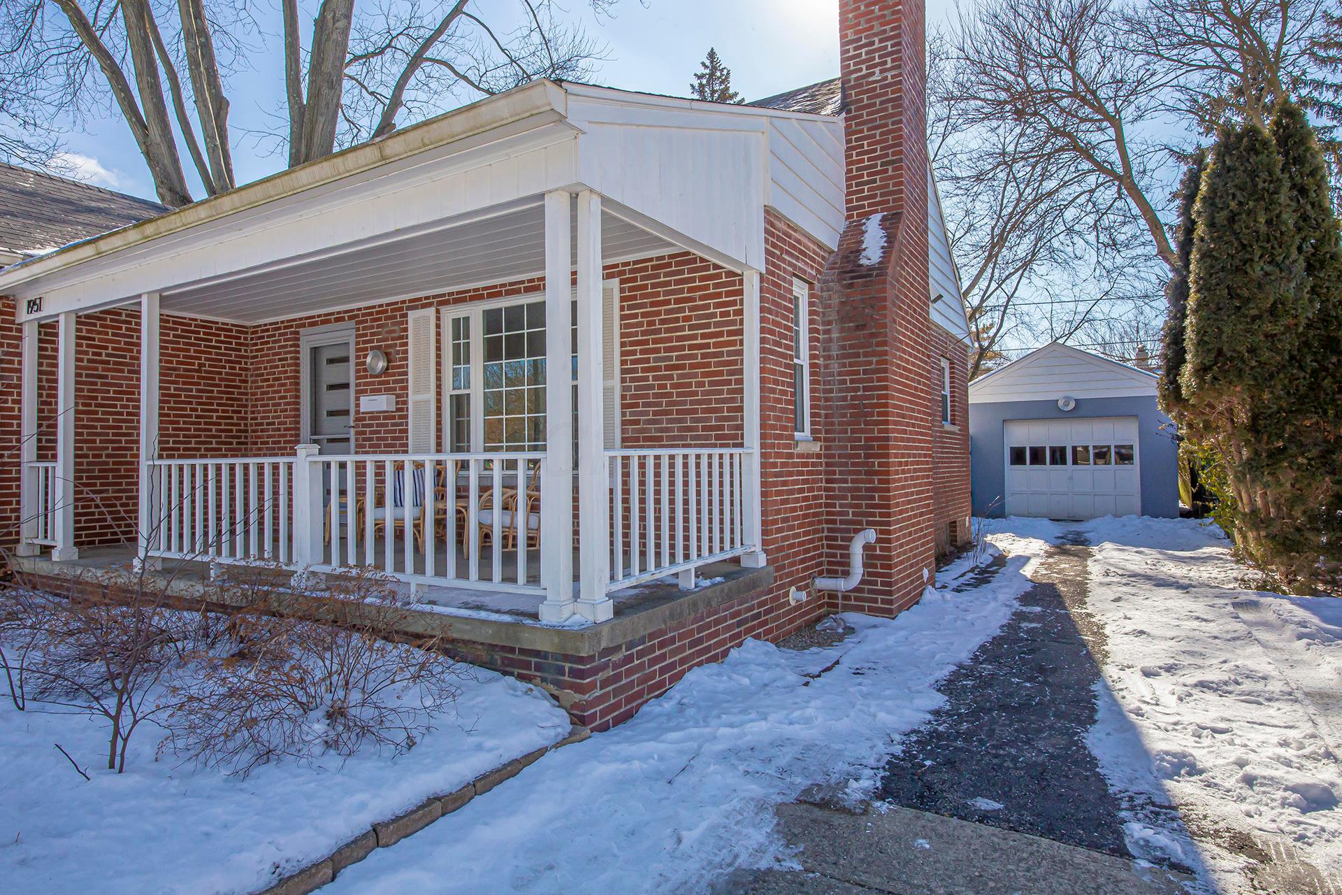1951 Jervis Road Columbus, OH 43221 - Photo 3 of 28