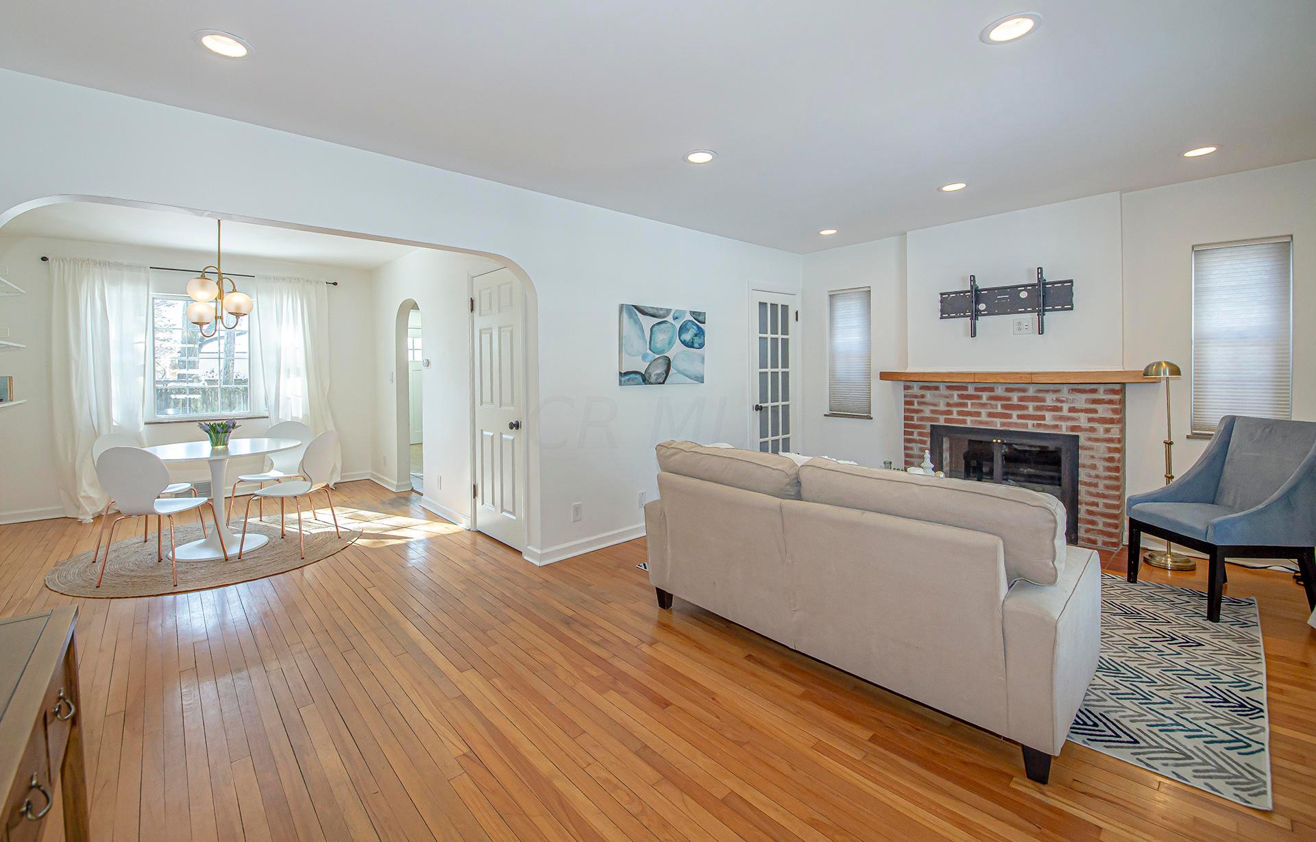 1951 Jervis Road Columbus, OH 43221 - Photo 4 of 28