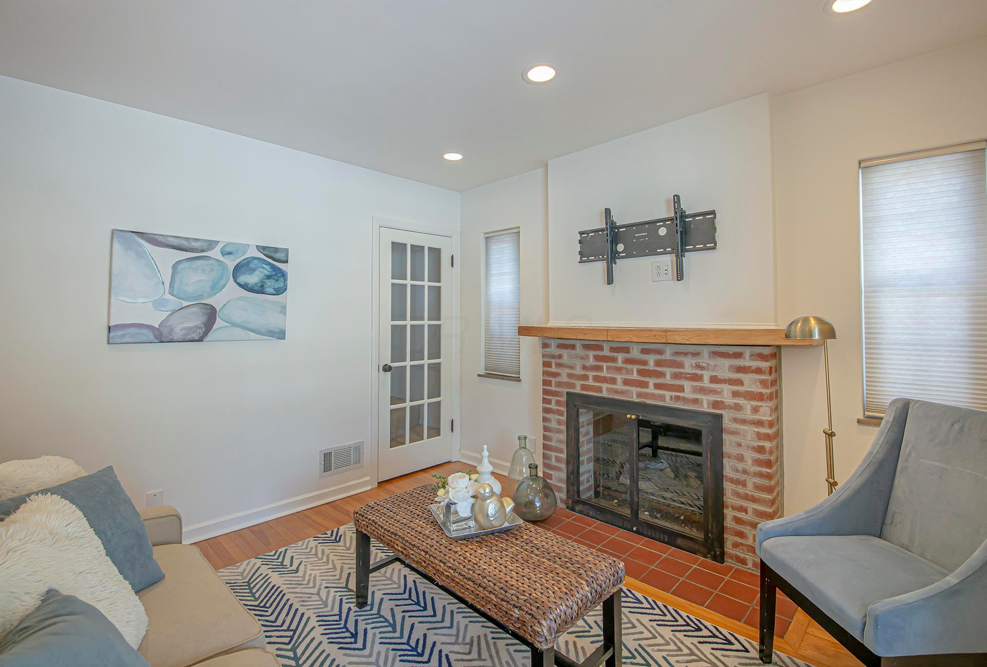1951 Jervis Road Columbus, OH 43221 - Photo 5 of 28