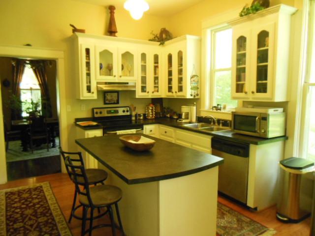 4808 West Smith Road Greenbrier, TN 37073 - Photo 4 of 16 Beautiful custom cabinets; Island, breakfast bar; SS appliances!