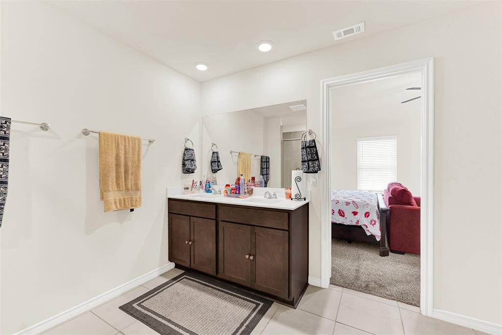 720 Willow View Way Princeton, TX 75407 - Photo 21 of 33