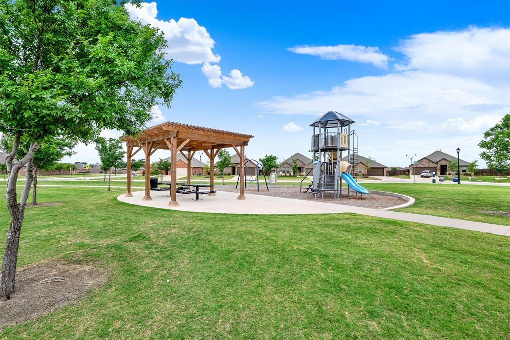 720 Willow View Way Princeton, TX 75407 - Photo 30 of 33 a view of a park with large trees