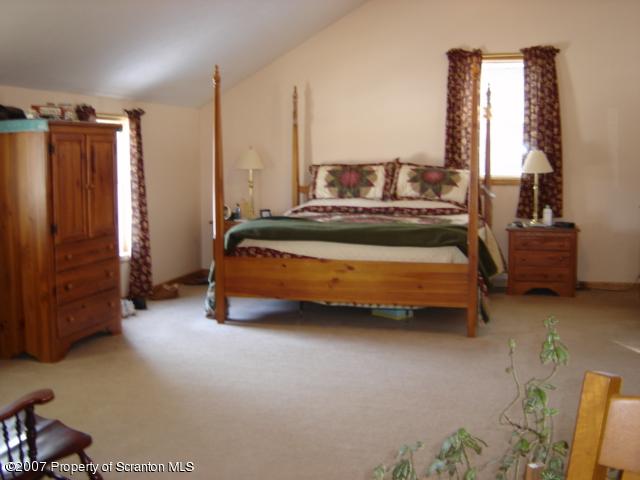 7 Rr Mill Moscow, PA 18444 - Photo 10 of 12 Master BR - view 1
