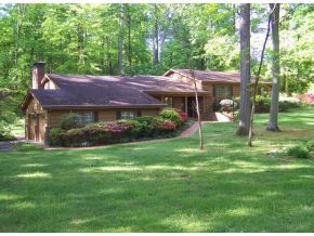 4611 Mitchell Road Kingsport, TN 37664 - Photo 1 of 12 Front of Home