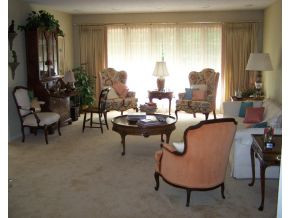 4611 Mitchell Road Kingsport, TN 37664 - Photo 3 of 12 Formal Living Room