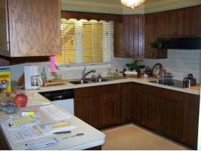 4611 Mitchell Road Kingsport, TN 37664 - Photo 5 of 12 Spacious Kitchen