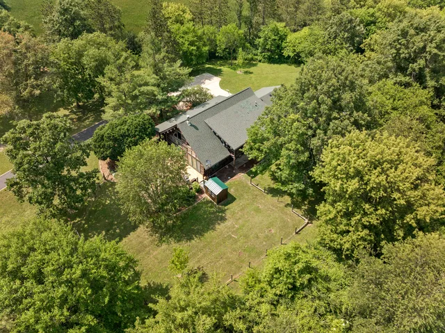 $940,000 | 17515 Deep Cut Road, Woodstock, IL 60098