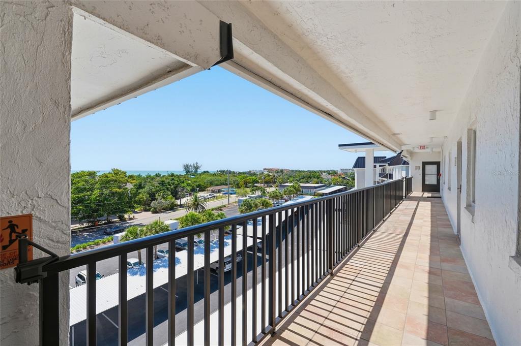 8977 Midnight Pass Road, Unit 519 Sarasota, FL 34242 - Photo 5 of 100 Gallery Image 5