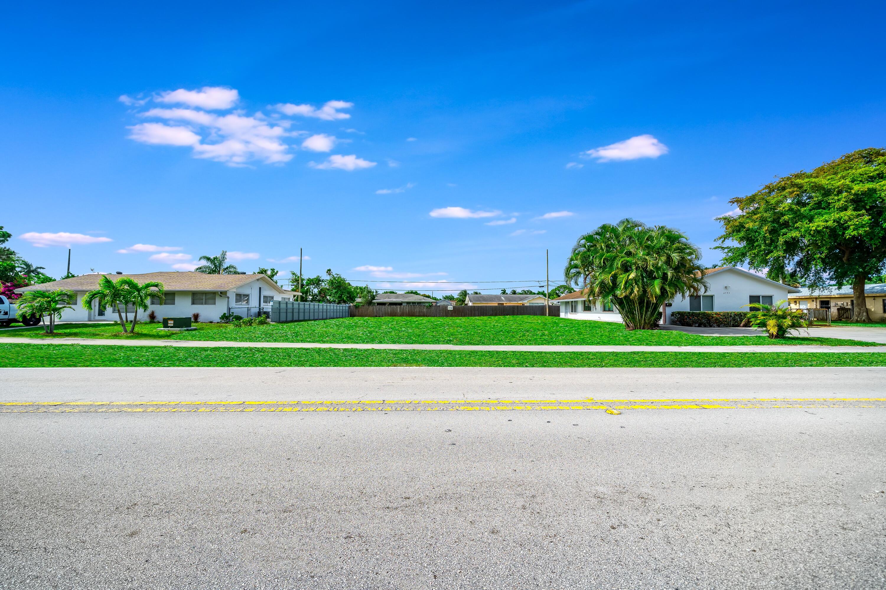 4855 Elmhurst Road West Palm Beach, FL 33417 - Photo 2 of 8 Elmhurst Road