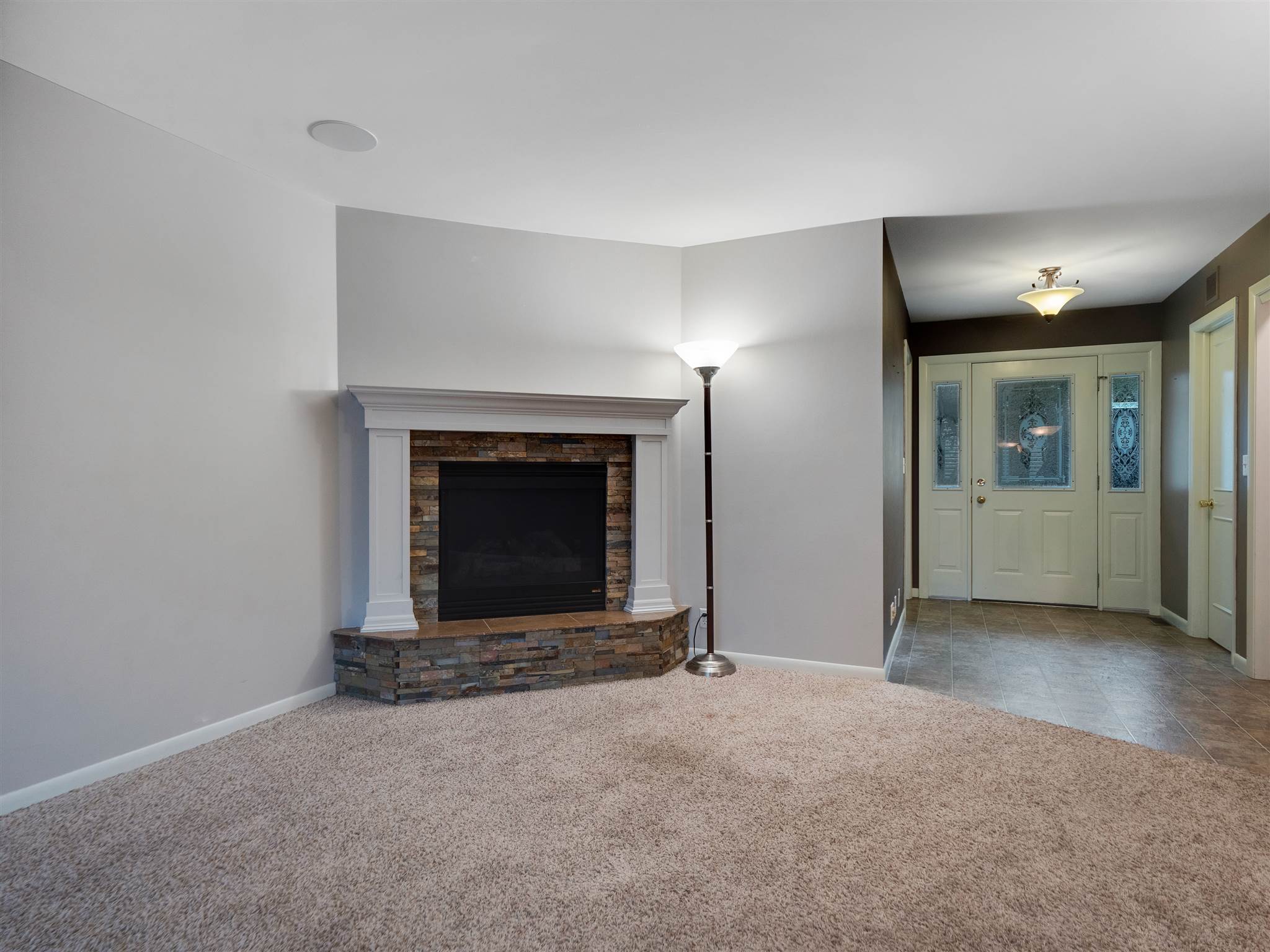 830 Flaxmill Road Huntington, IN 46750 - Photo 3 of 34 Gallery Image 3