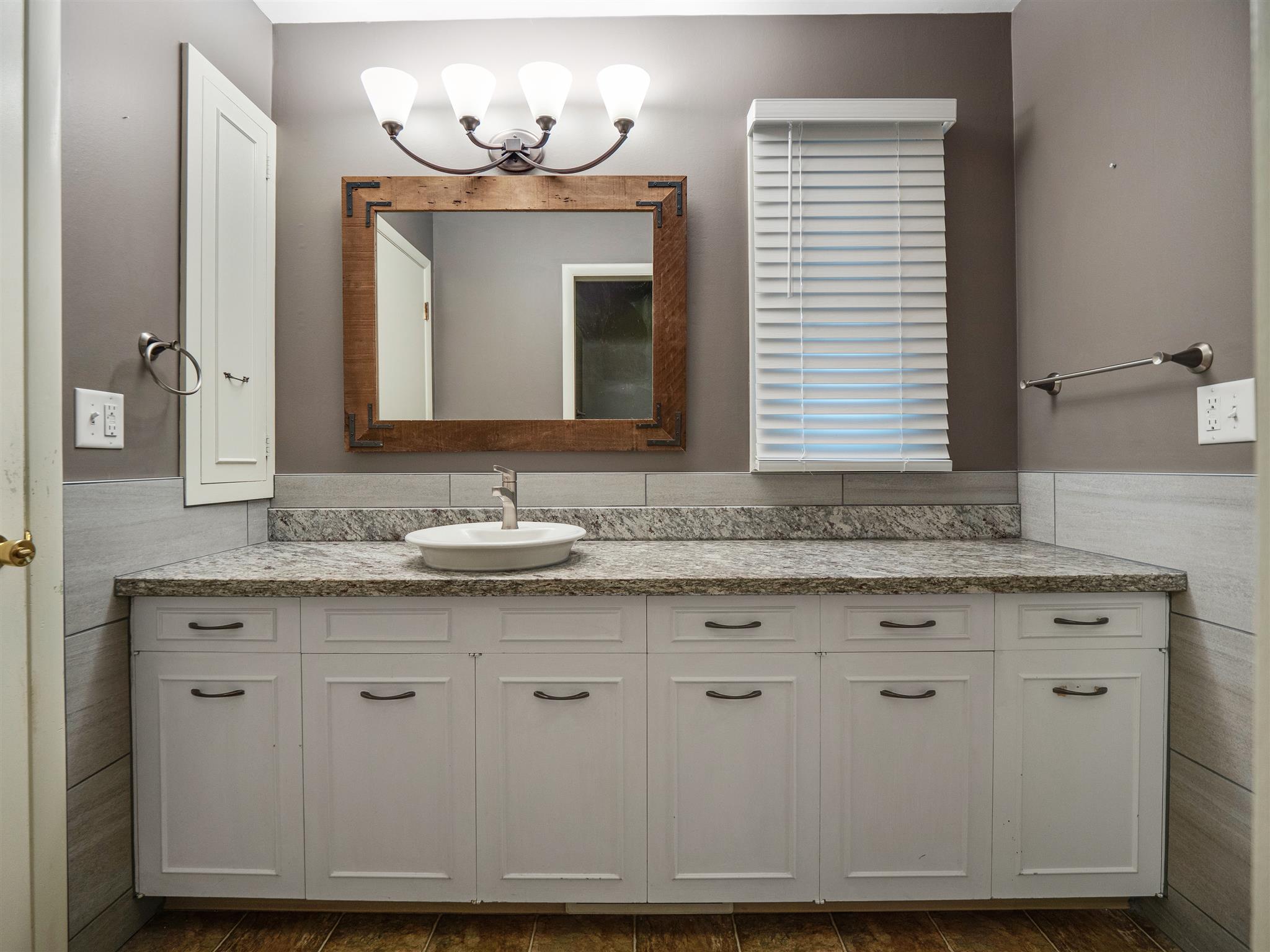 830 Flaxmill Road Huntington, IN 46750 - Photo 22 of 34 Gallery Image 22