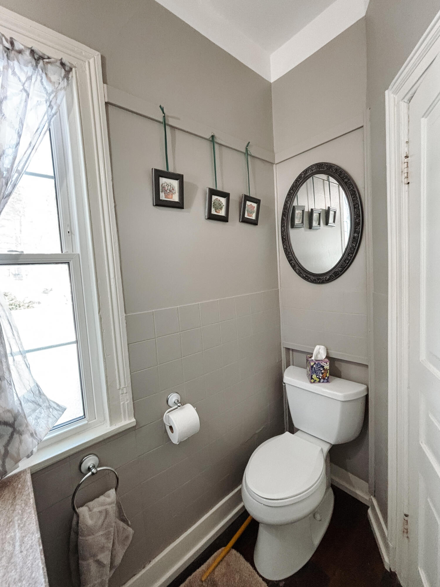 7100 Wing Lake Road Bloomfield Hills, MI 48301 - Photo 13 of 47 Main Floor Bathroom