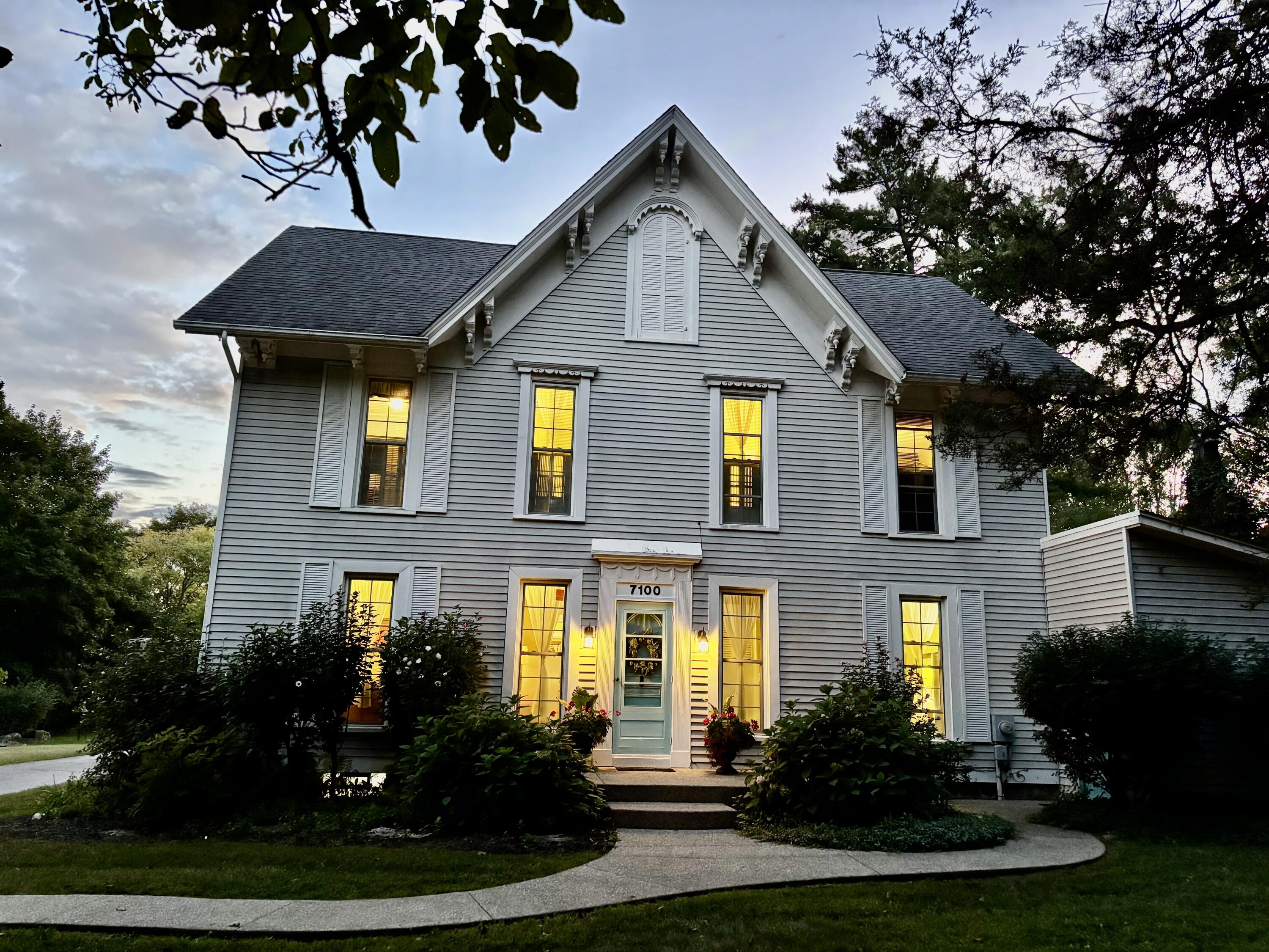 7100 Wing Lake Road Bloomfield Hills, MI 48301 - Photo 2 of 47 IMG_4560