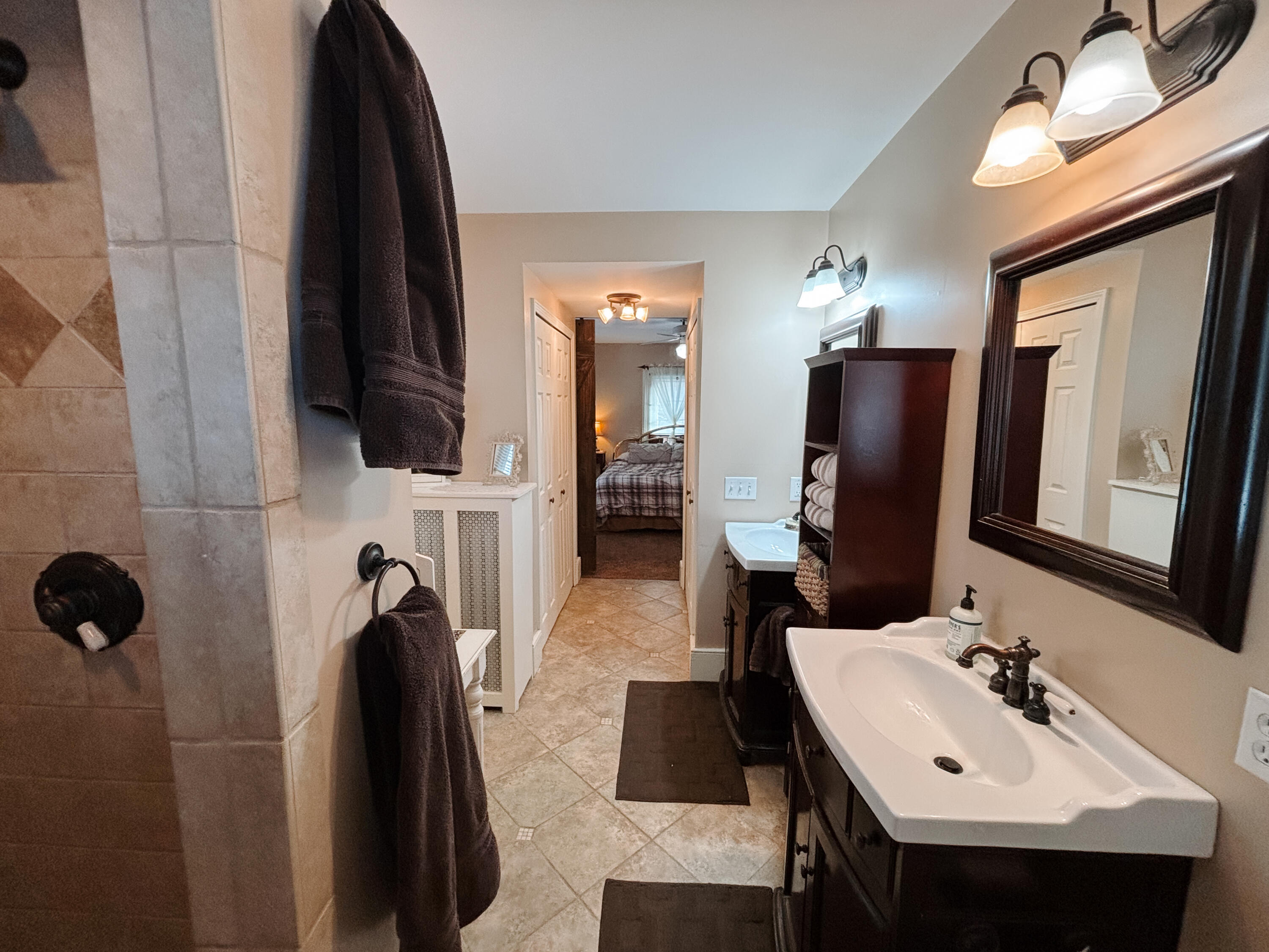 7100 Wing Lake Road Bloomfield Hills, MI 48301 - Photo 38 of 47 Primary Bathroom