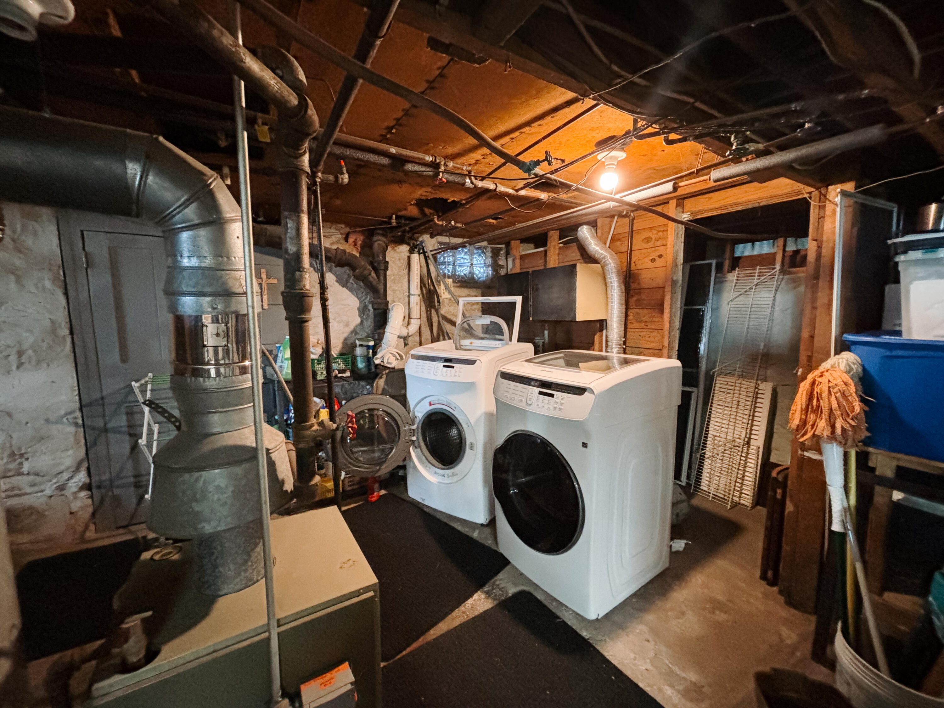 7100 Wing Lake Road Bloomfield Hills, MI 48301 - Photo 43 of 47 Basement Washer and Dryer