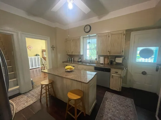 $675,000 | 7100 Wing Lake Road, Bloomfield Hills, MI 48301