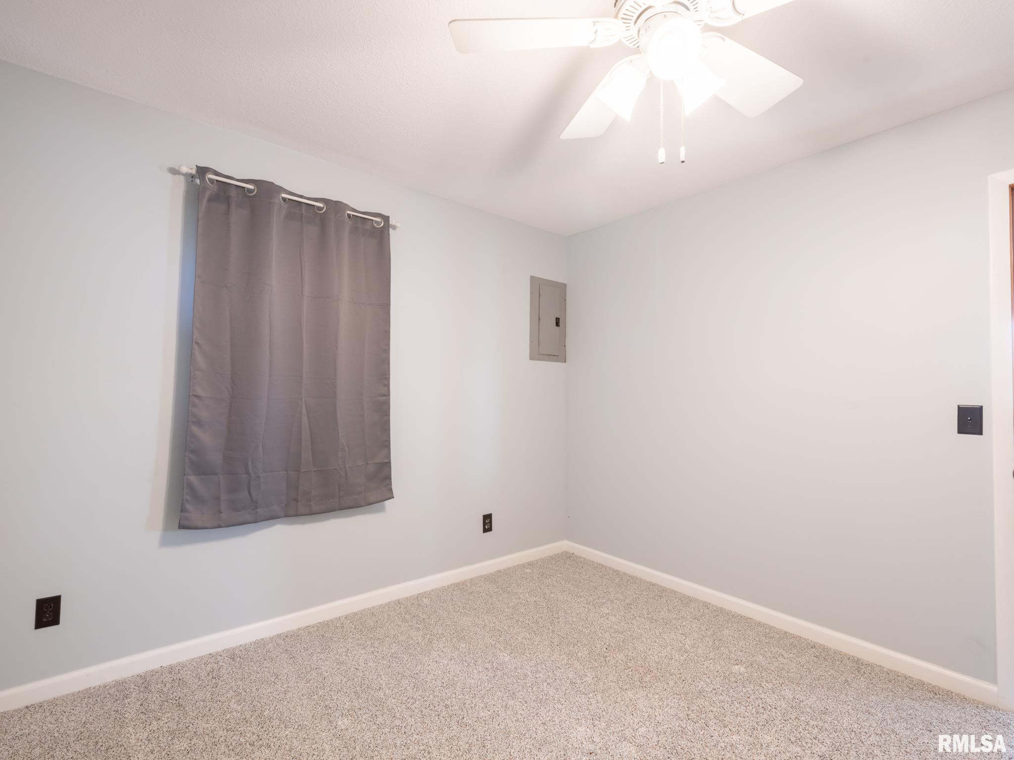 6334 Macs Road Manito, IL 61546 - Photo 19 of 28 Gallery Image 19