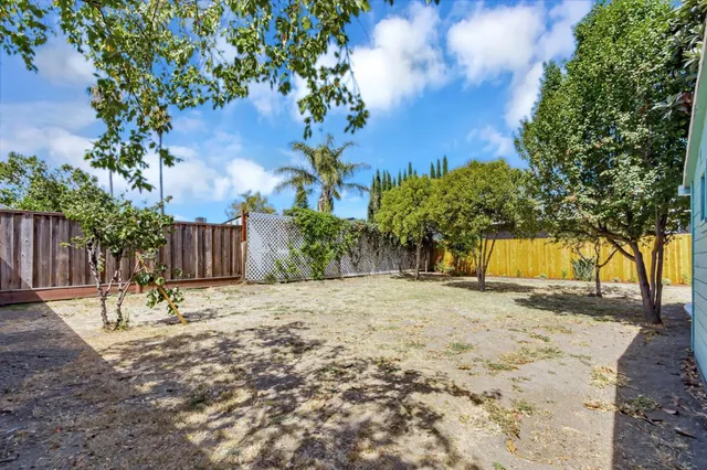 $954,000 | 471 North 10th Street, San Jose, CA 95112