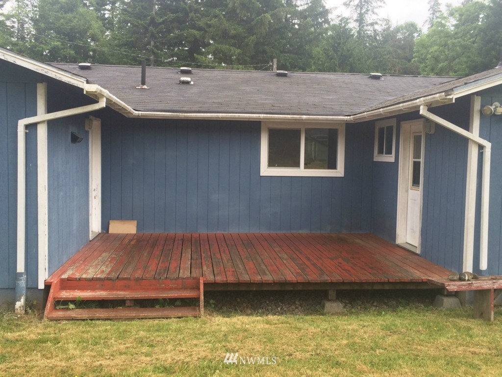 2117 Delphi Road Southwest Olympia, WA 98512 - Photo 3 of 17 Gallery Image 3