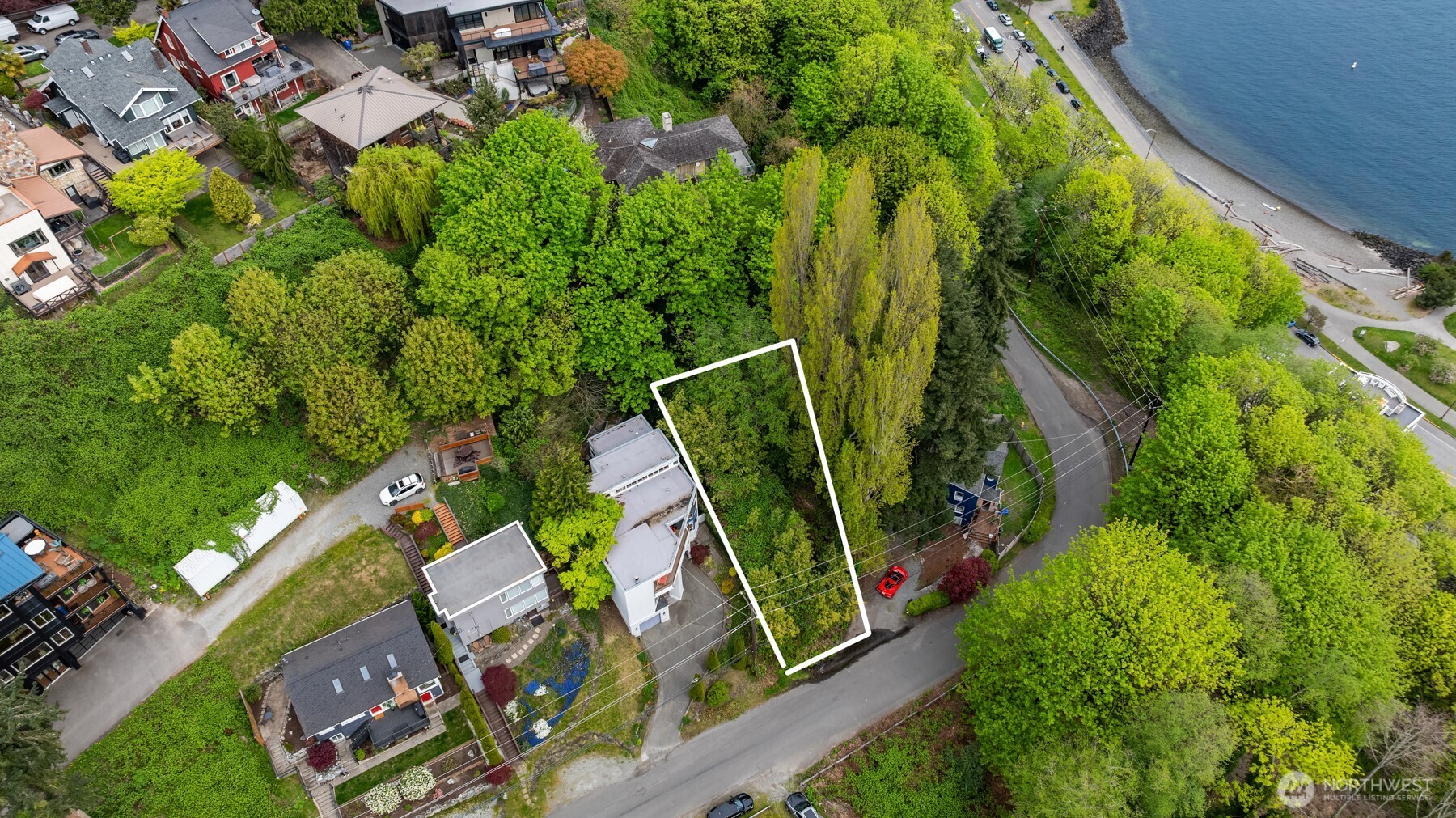 1601 Ferry Avenue Southwest Seattle, WA 98116 - Photo 3 of 12