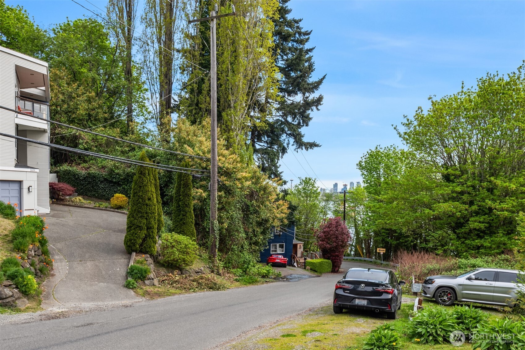 1601 Ferry Avenue Southwest Seattle, WA 98116 - Photo 9 of 12