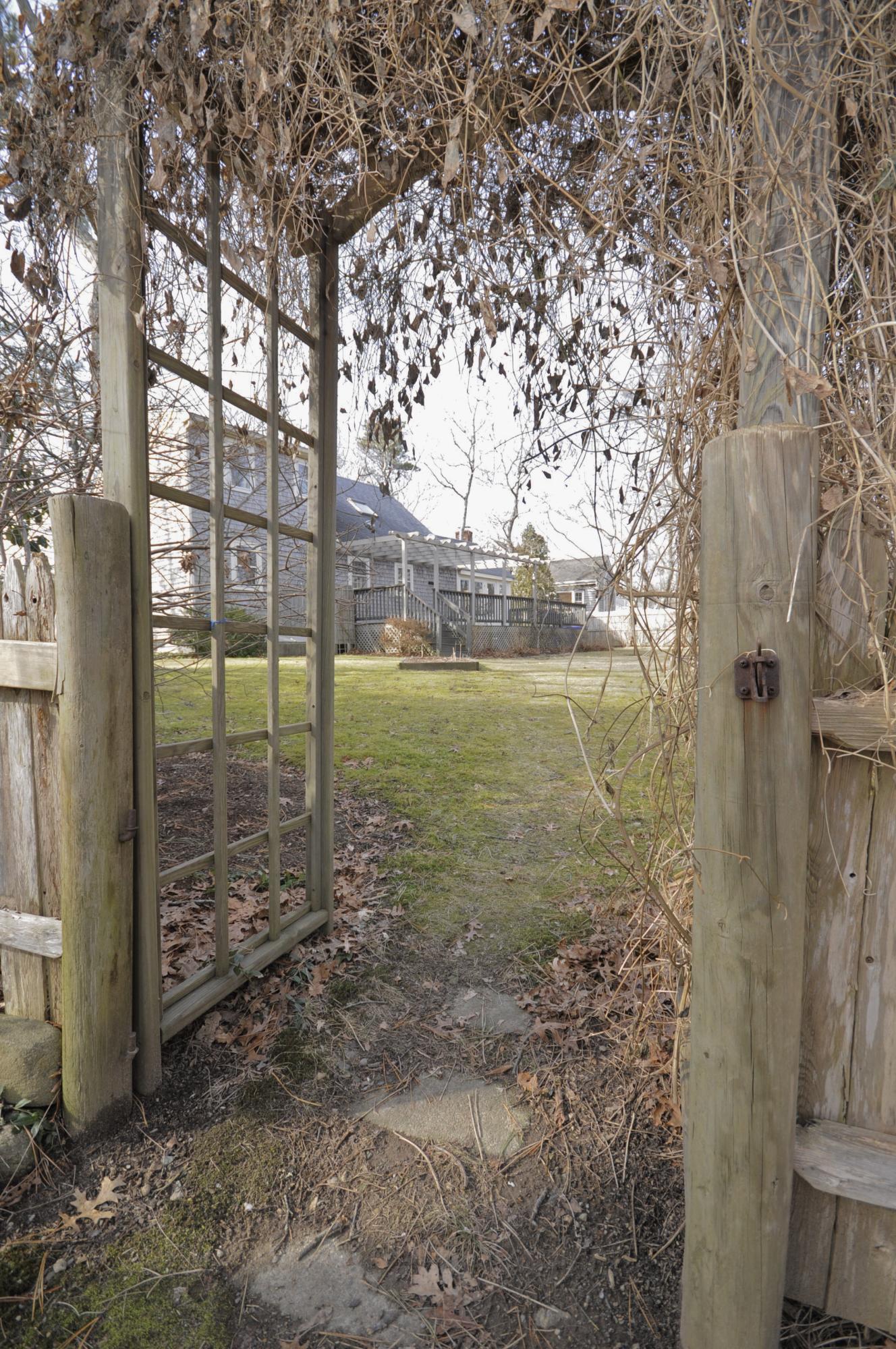 34 Norris Road Sagamore Beach, MA 02562 - Photo 28 of 30 arbor