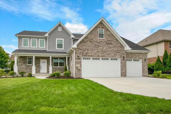 $645,000 | 21350 Somerset Street, Shorewood, IL 60404
