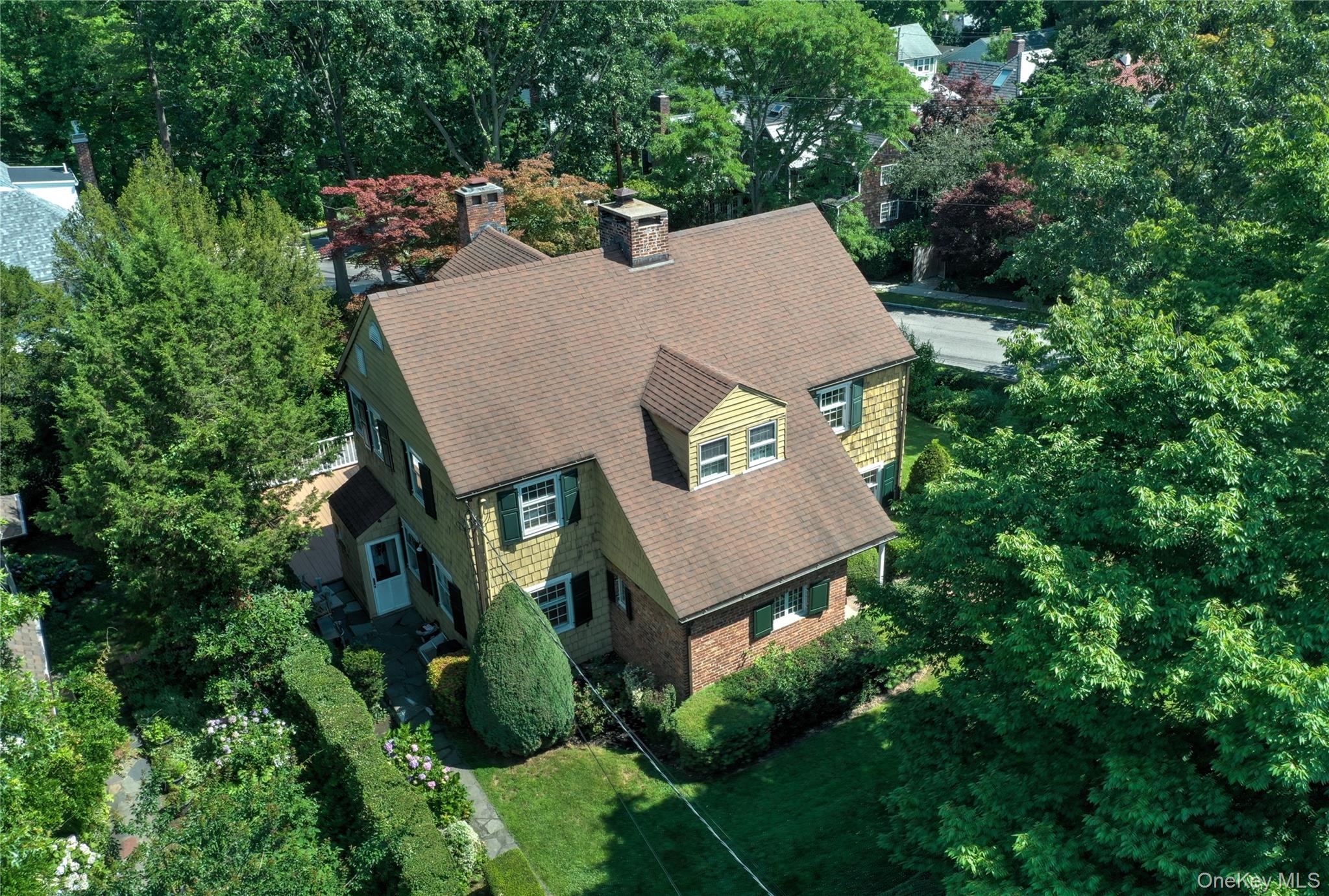 255 Manor Road Queens, NY 11363 - Photo 26 of 34