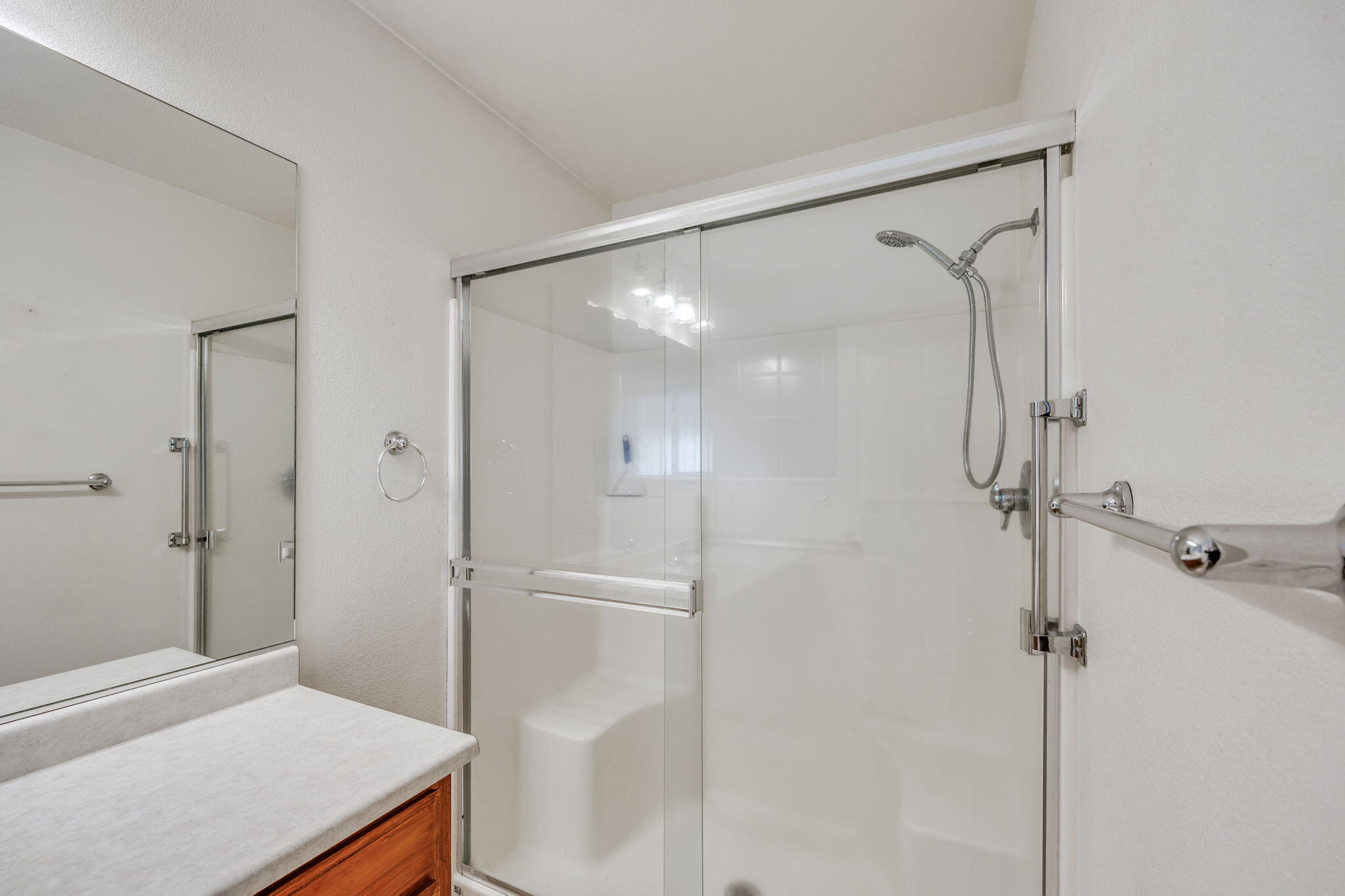 9 Chantrell Court Eagle Point, OR 97524 - Photo 35 of 37 a bathroom with a shower and a sink