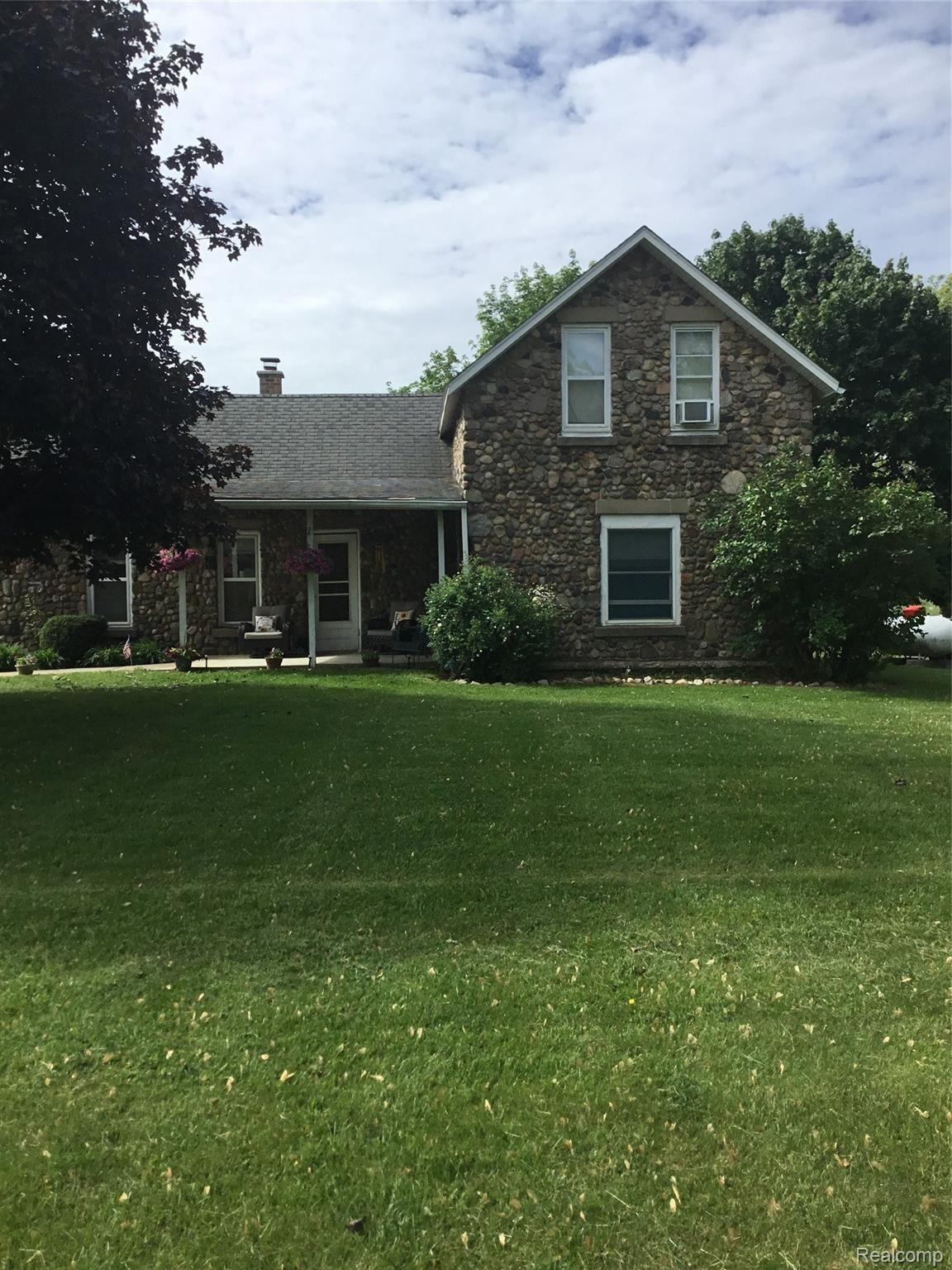 3762 Oak Grove Road North Branch, MI 48461 - Photo 2 of 27 2.JPG