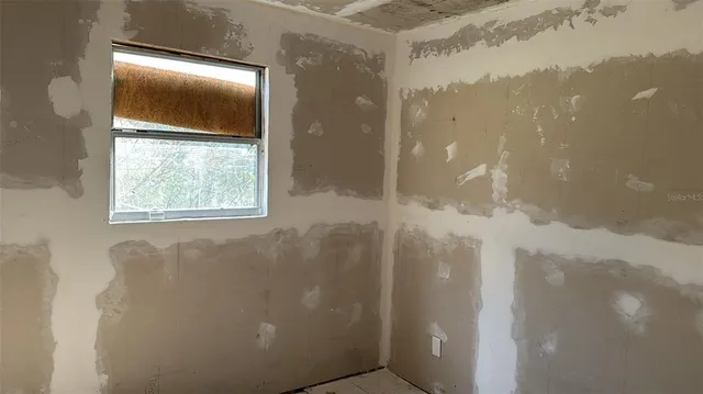 $99,900 | 1928 Old Apopka Road, Apopka, FL 32703