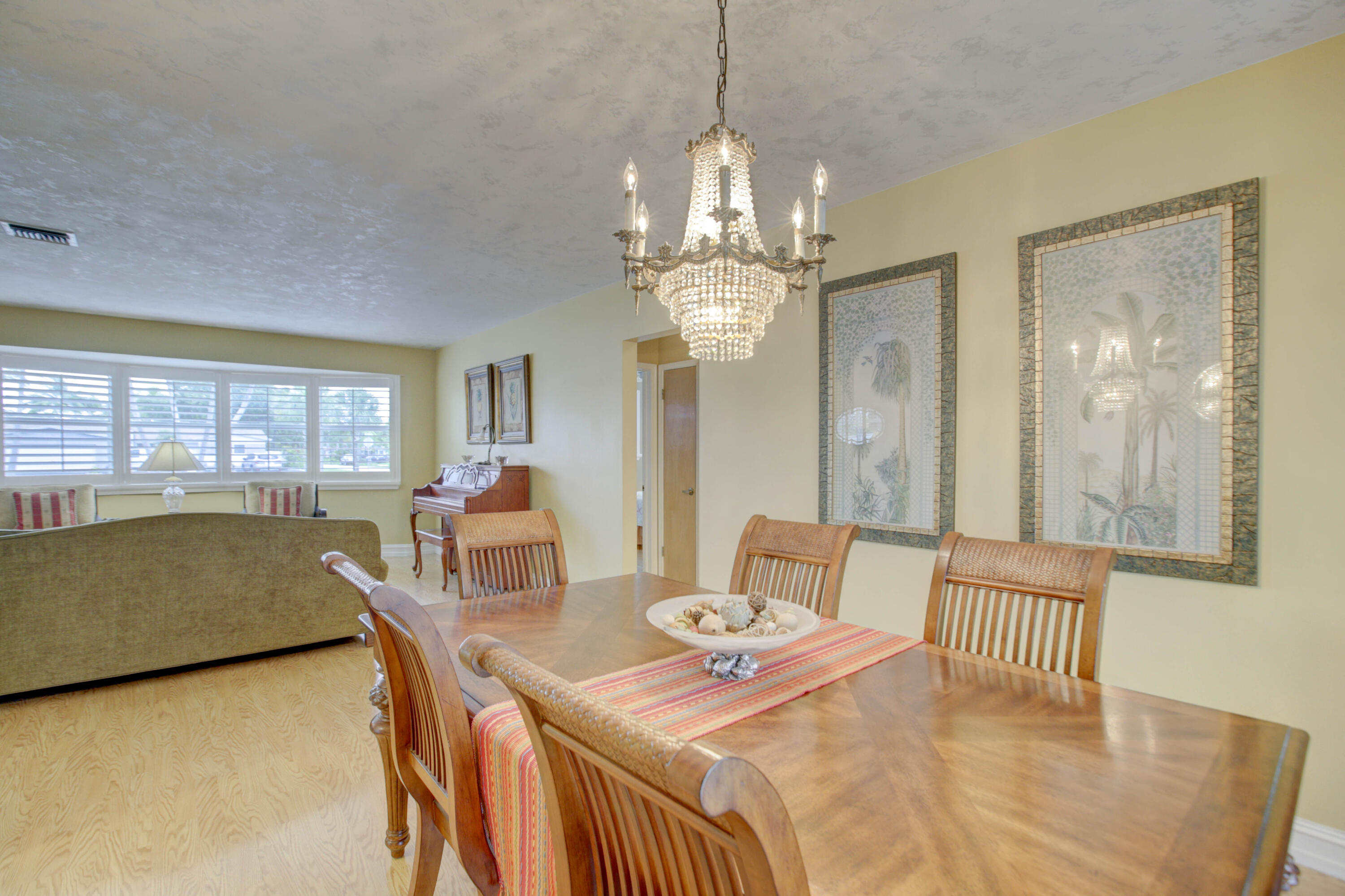 4900 West Park Road Hollywood, FL 33021 - Photo 11 of 52 17__g6i5913_4_5_6_7