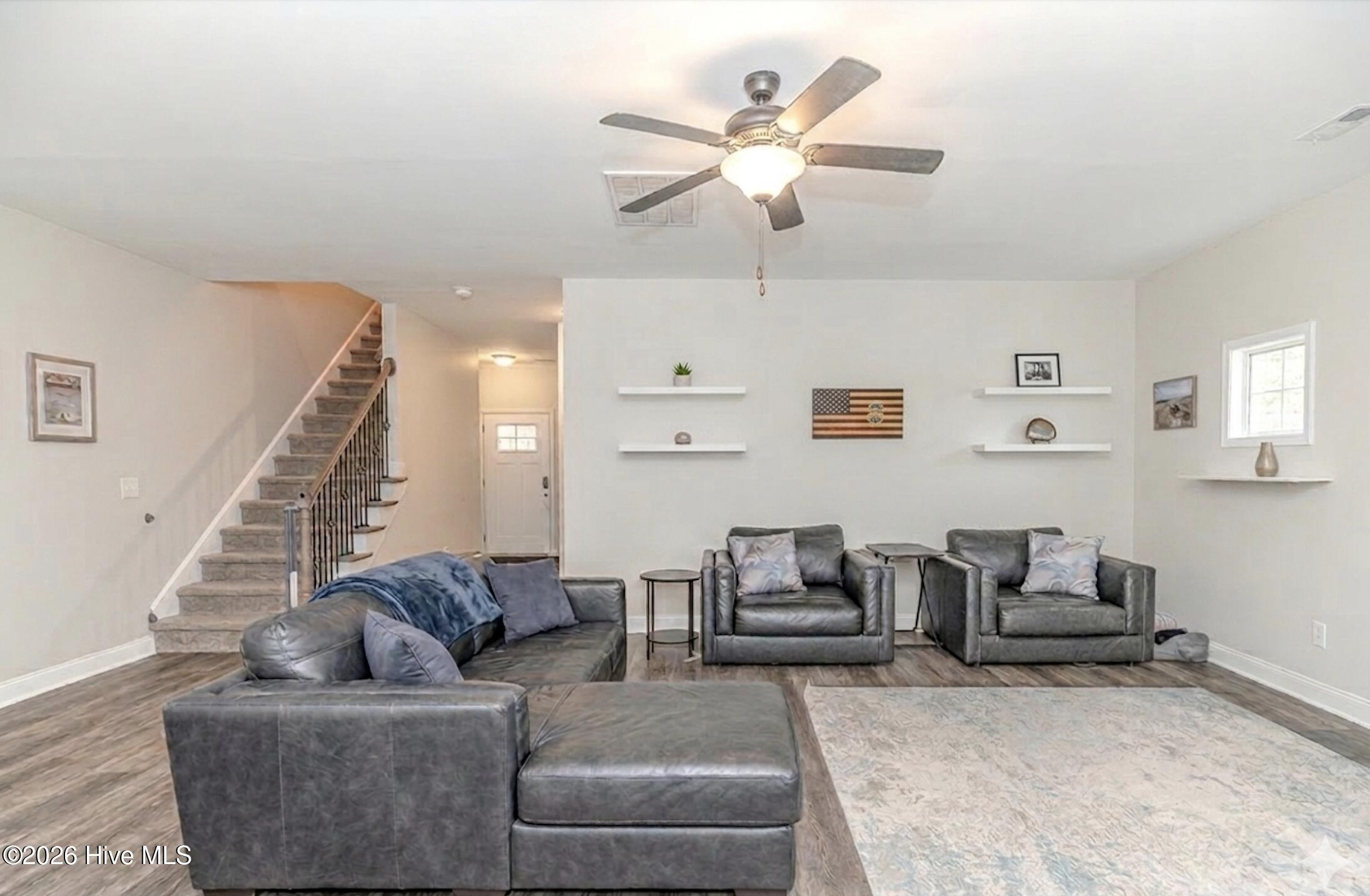 125 Love Grove Church Road West End, NC 27376 - Photo 4 of 26 Living Room