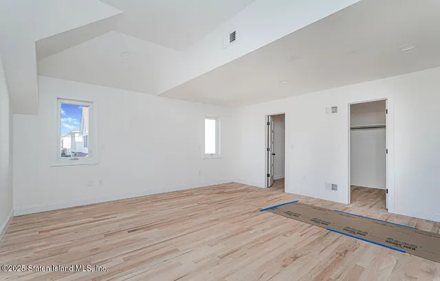 $1,598,999 | 9 Massachusetts Street | Tottenville