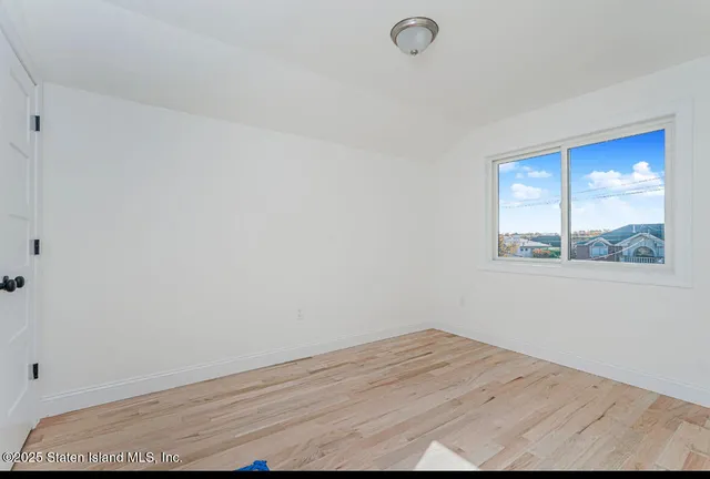 $1,598,999 | 9 Massachusetts Street | Tottenville