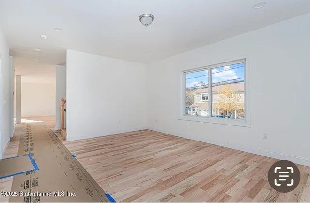 $1,598,999 | 9 Massachusetts Street | Tottenville