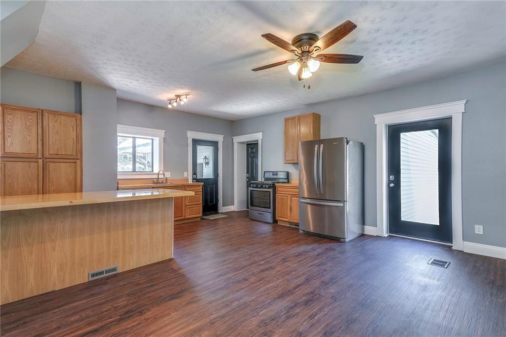 616 Bascom Avenue Pittsburgh, PA 15212 - Photo 12 of 25 Gallery Image 12