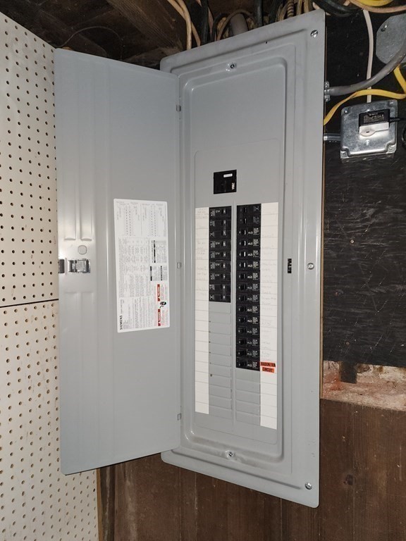 4 Sutton Place Worcester, MA 01603 - Photo 32 of 32