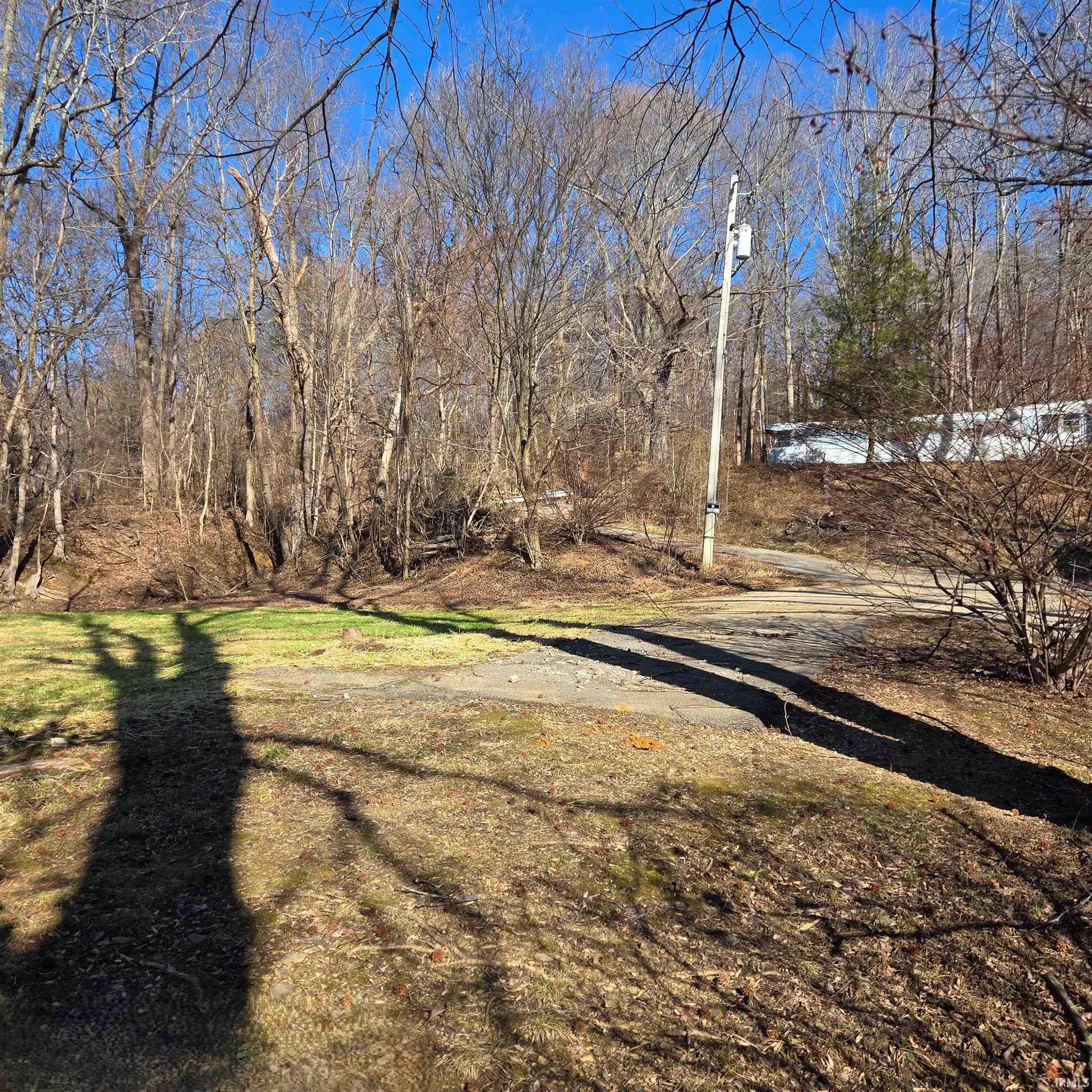 4338 Bell Hollow Road Cannelton, IN 47520 - Photo 2 of 3